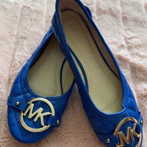 Micheal kors flats